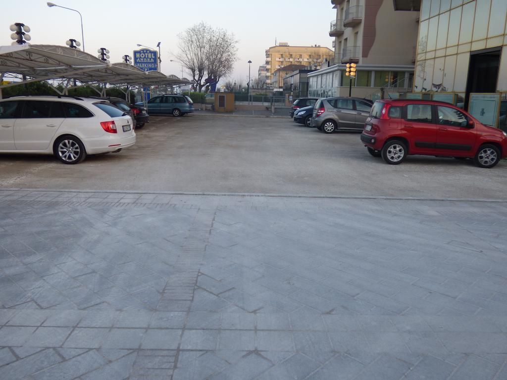 Hotel Diplomat Palace Rimini Luaran gambar