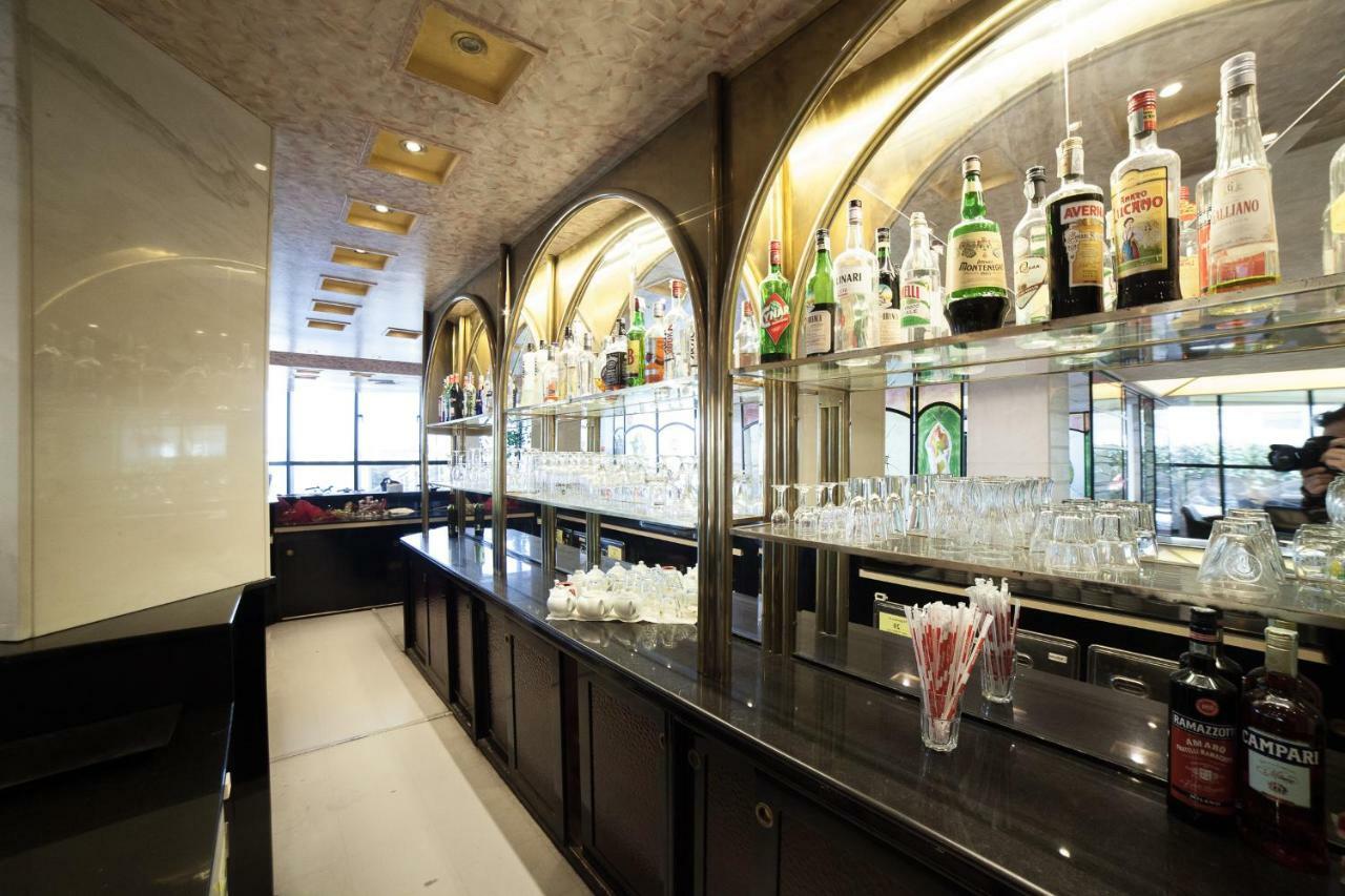 Hotel Diplomat Palace Rimini Luaran gambar