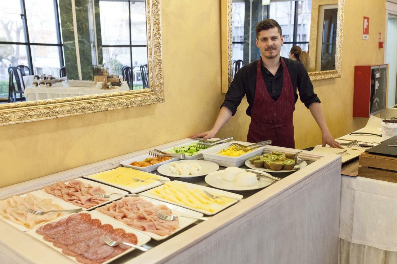Hotel Diplomat Palace Rimini Luaran gambar