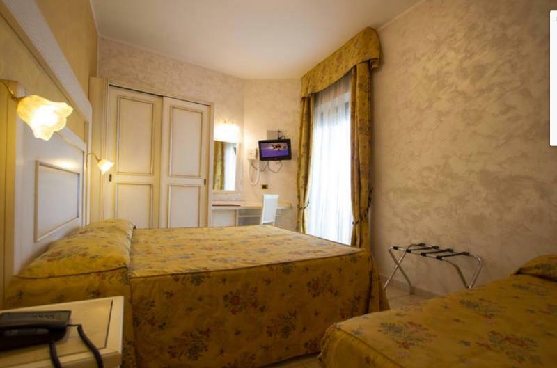 Hotel Diplomat Palace Rimini Luaran gambar